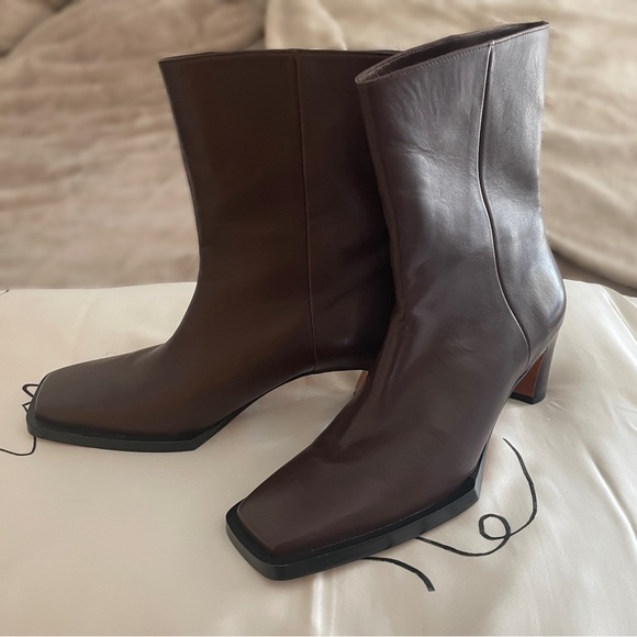 Frame Boots. Sz 38 (7.5-8) Rich/Warm Brown - Picture 3 of 8